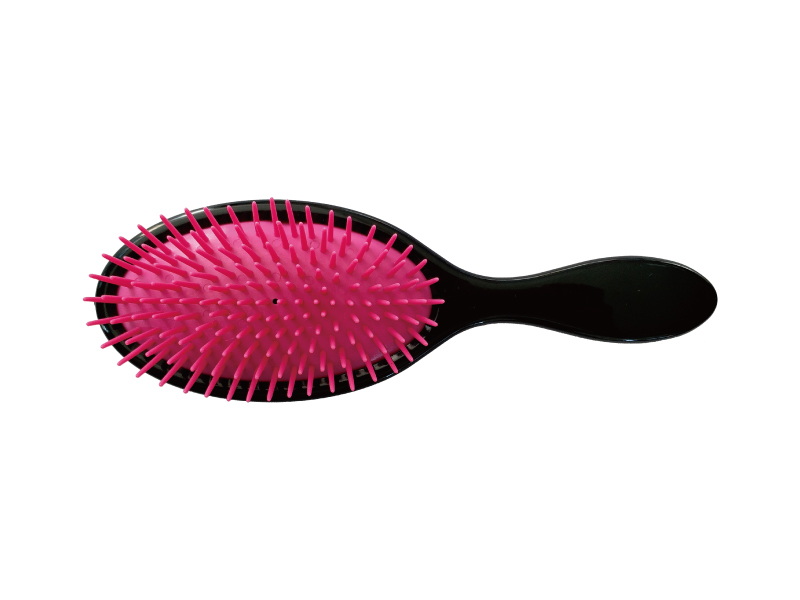 Inject plastic hair brush
